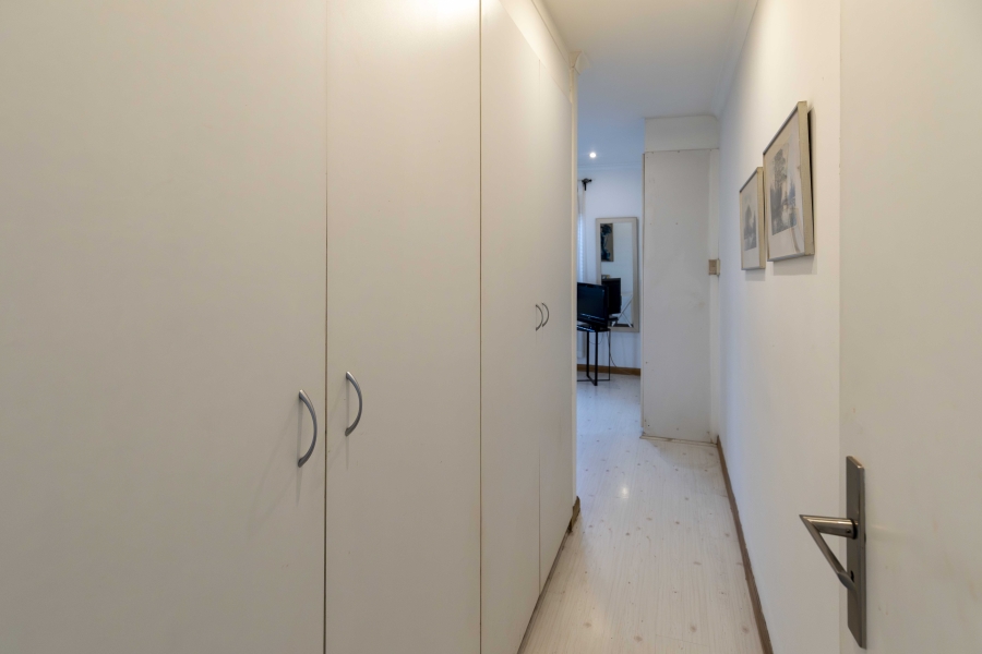 2 Bedroom Property for Sale in Claremont Western Cape